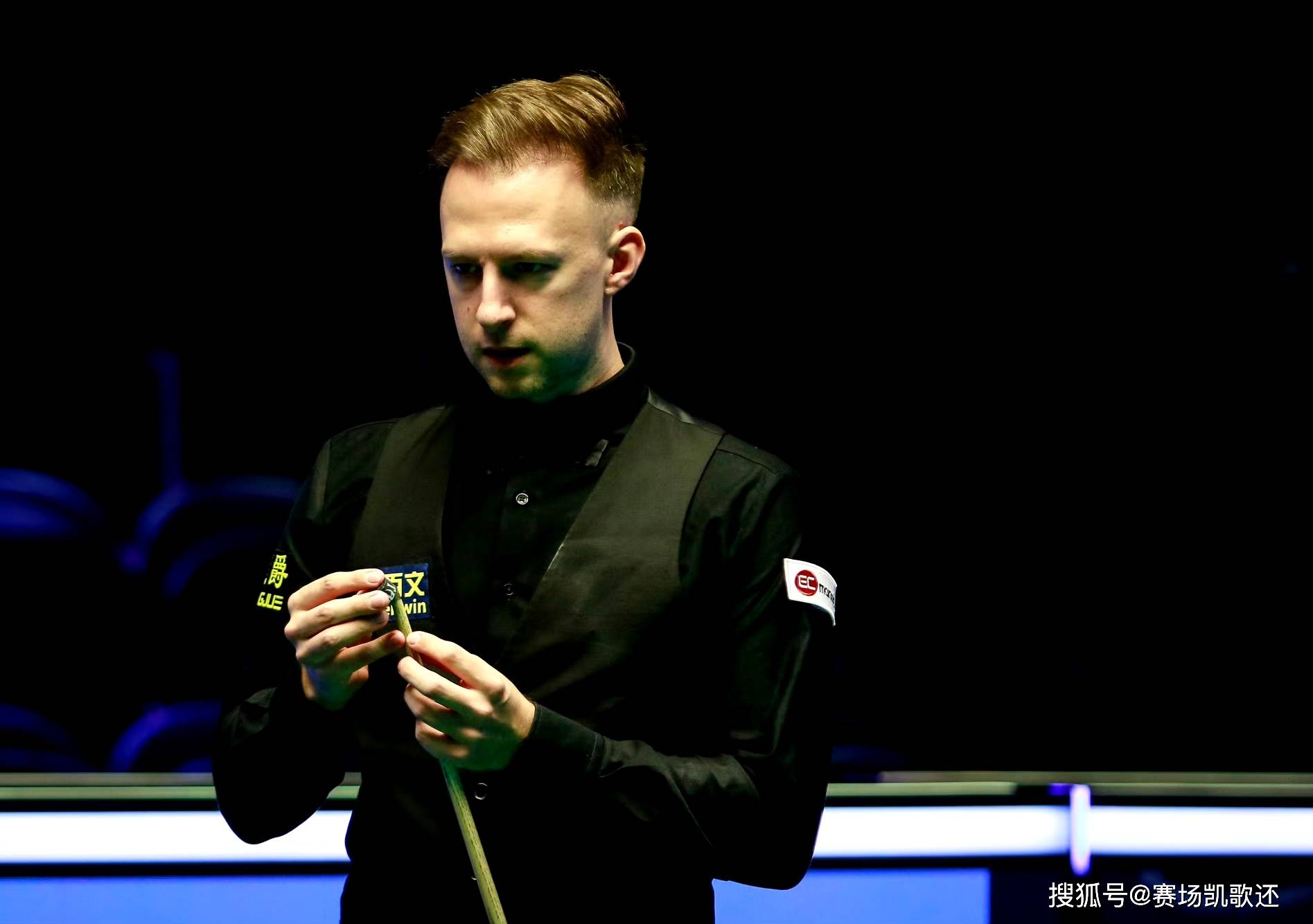 了更高的巅 了更高的巅