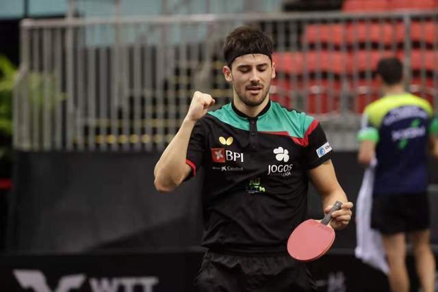 山西在侧翼 山西在侧翼